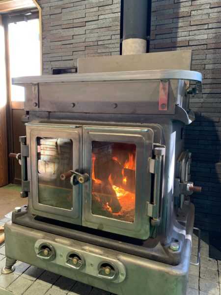 热锻模具的材料应选用，热锻模选用材料及热处理